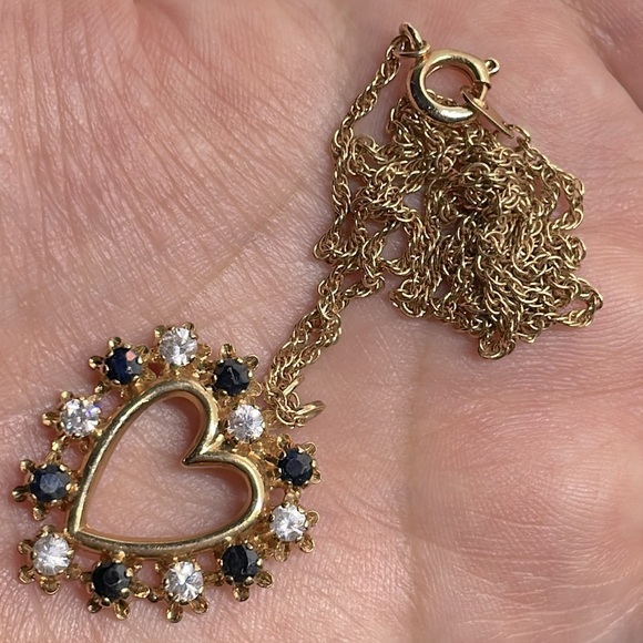 Necklace gold tone - Picture 1 of 5